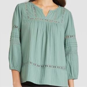 Knox Rose Womens 3/4 Length Sleeve Eyelet Peasant Top Size Medium Light Blue
